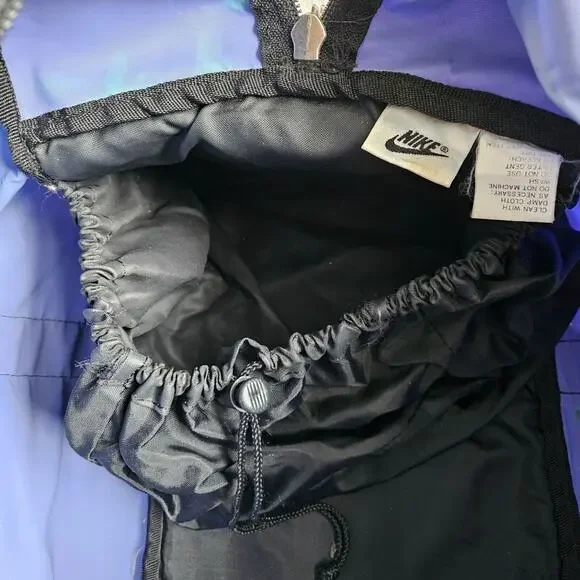 Nike Duffle Gym Bag Retro Vintage 90s Y2K Colorful Purple Pink Strap Zip - Picture 12 of 16